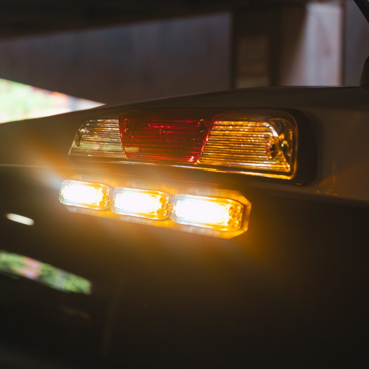 Stinger Chase-Style Third Brake Light Kit - Custom designed for Ford trucks