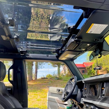 Customer image – Bronco Sky View (Passenger interior, sunny day)