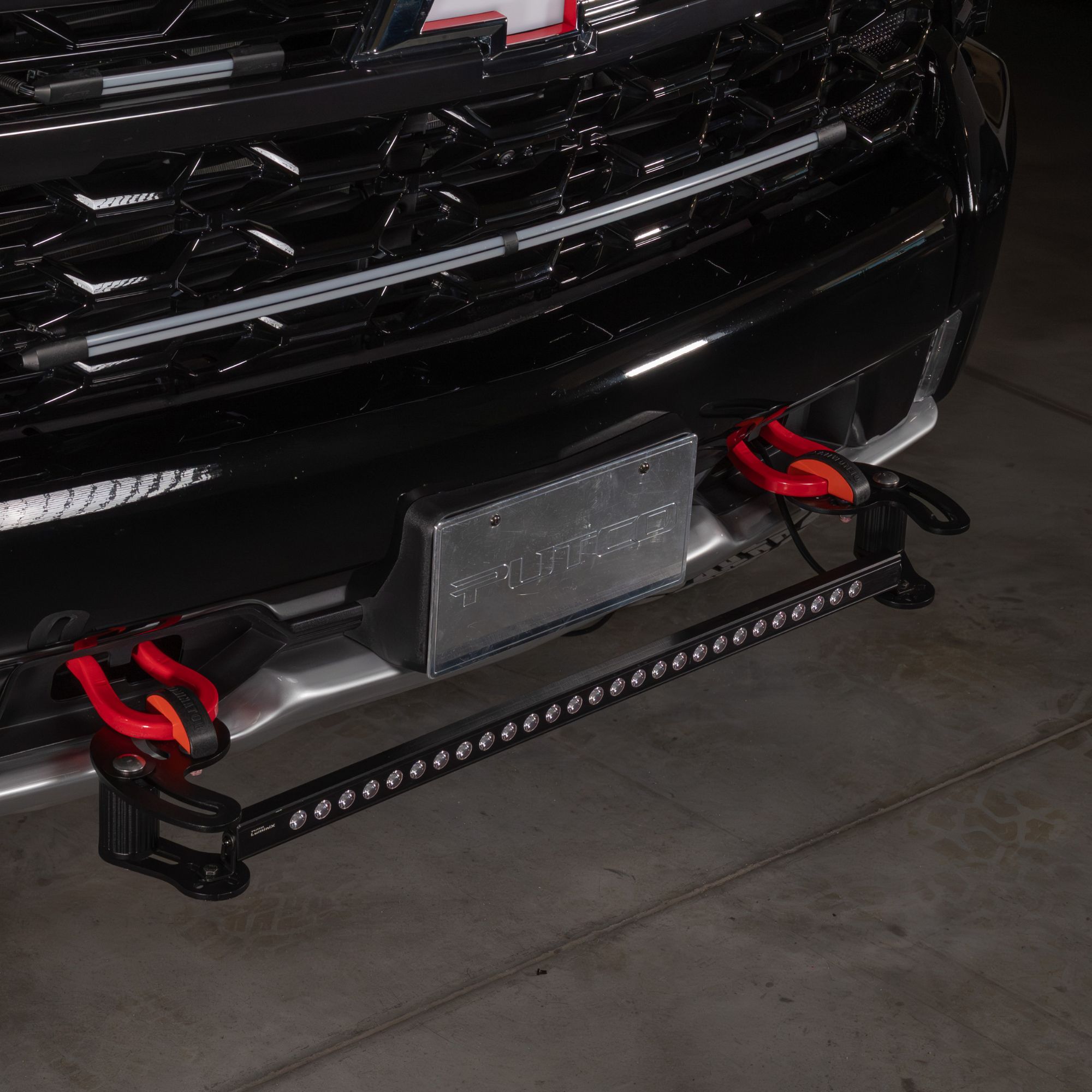 Easy wire installation through the tow hook bezel for effortless and simple installation. Easy wire installation through the tow hook bezel for effortless and simple installation.