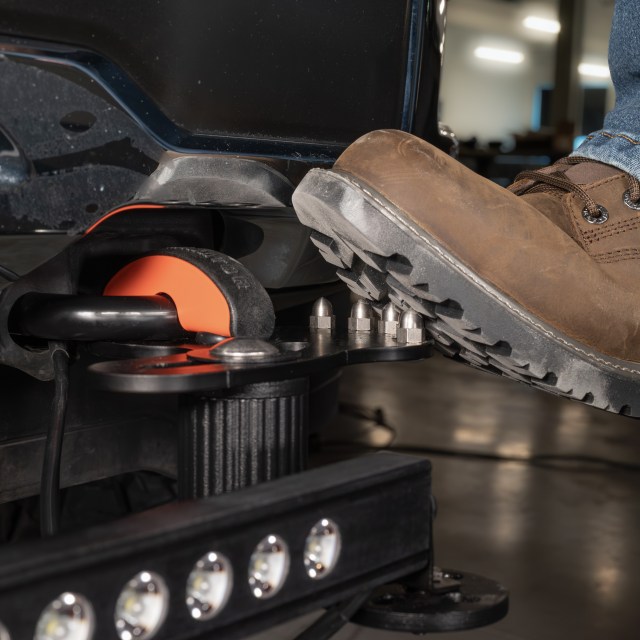 The step mount features nubs for added safety while you stand on it