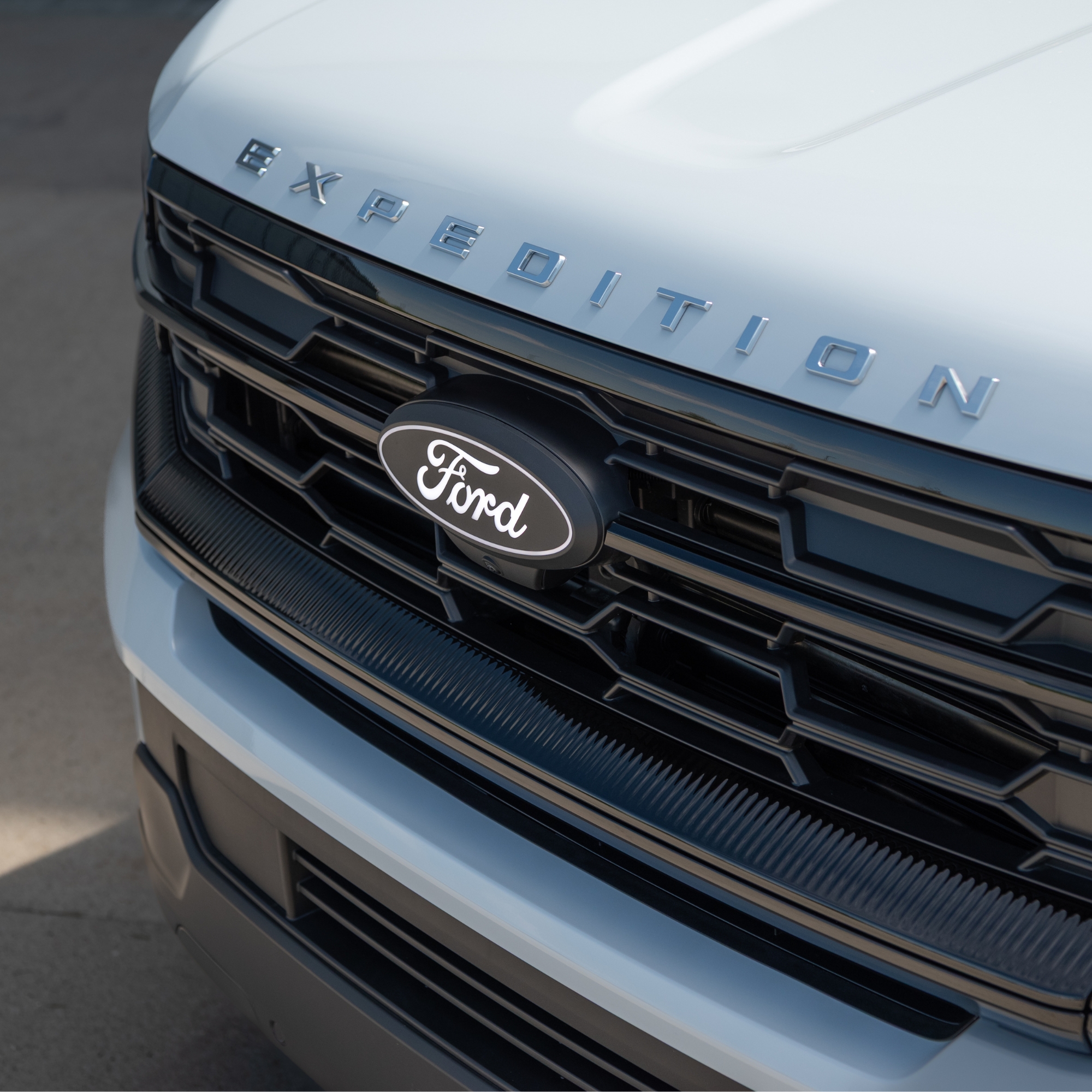 thumbnail image 2 of OEM Ford Front Grille Blue Oval Emblem For 2015-2024 F-150 & 2018-2024 Expedition - 9.5" Chrome Logo 2 of 11