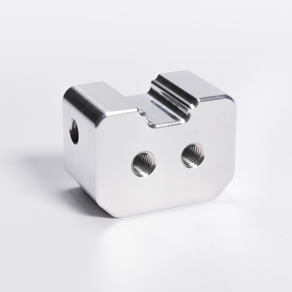 The Putco CoreTEC Connector Block is manufactured from solid billet aluminum, it provides superior durability and reliability in even the harshest of environments. So whether you're traversing rugged terrain or camping in remote locations, you can trust the CoreTEC Connector Block to keep your gear safe and secure.