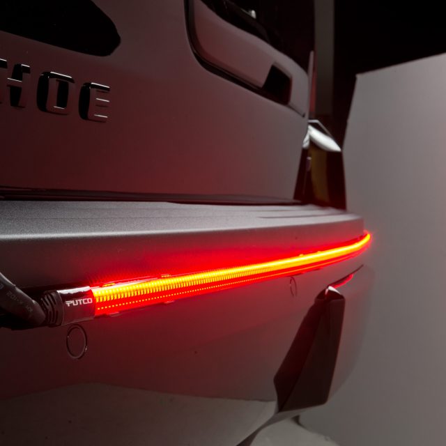 Flexible light bar - Contours to the Ride