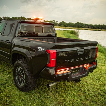 Putco YellowJacket Roof Top LED Light Bar - Toyota Tacoma - Amber Light