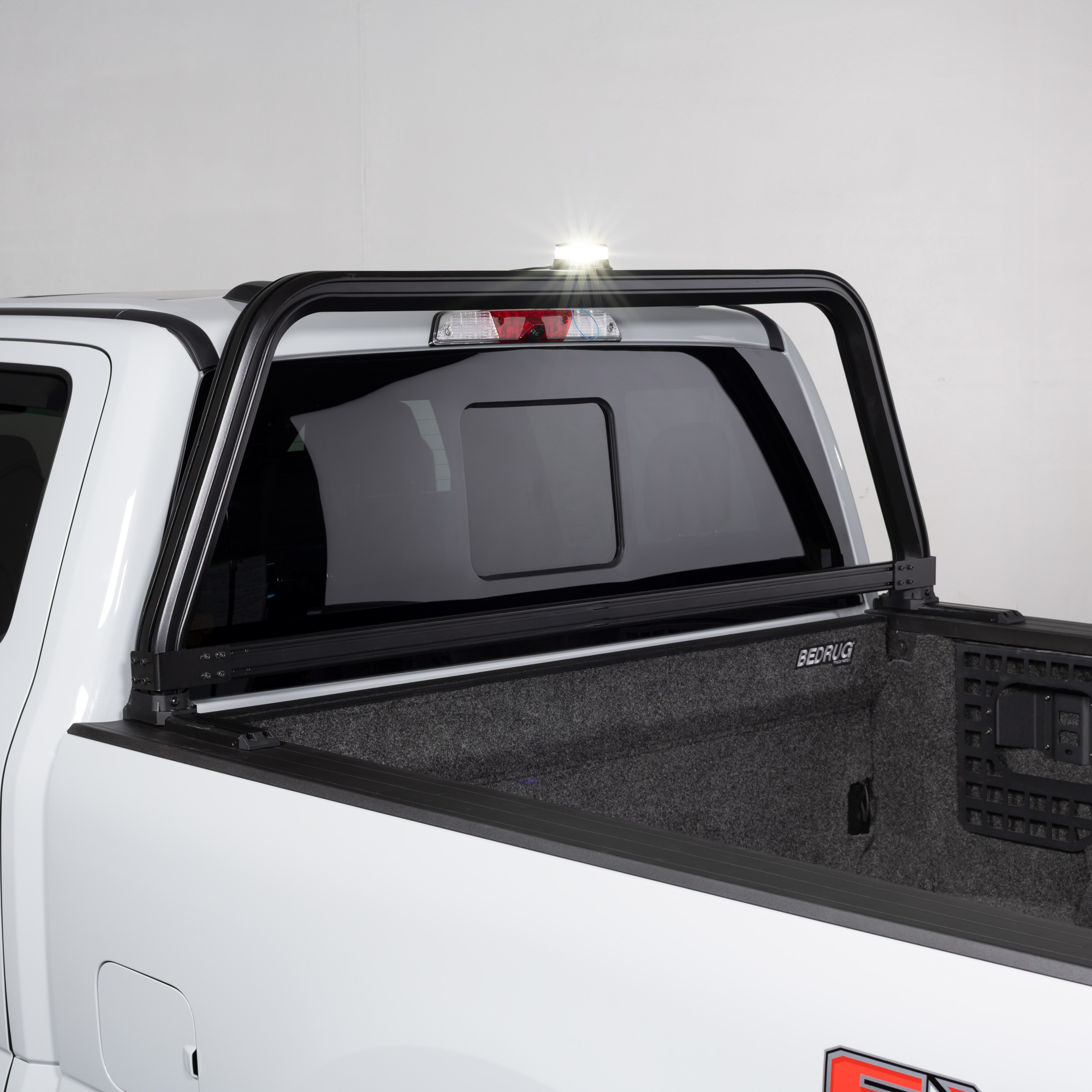 Amber/White Strobe Beacon for Work Equipment Mounted to Open Frame Cab Rack Amber/White Strobe Beacon for Work Equipment Mounted to Open Frame Cab Rack