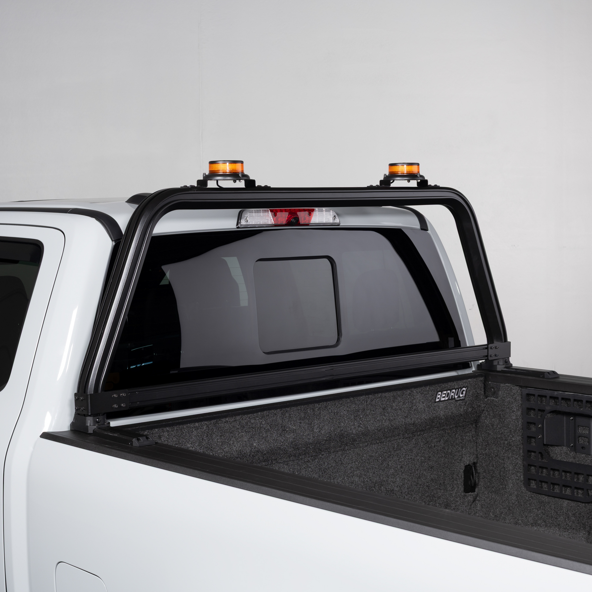 Amber Warning Beacon Light for Work Trucks Mounted to Open Frame Cab Rack Amber Warning Beacon Light for Work Trucks Mounted to Open Frame Cab Rack